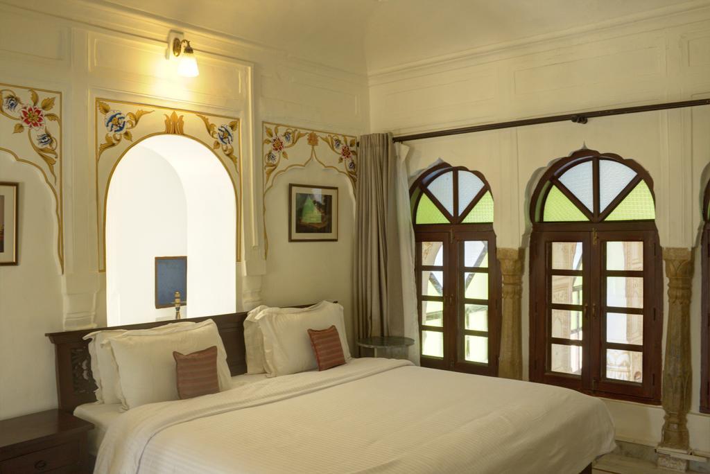 Amritara Surajgarh Fort Room photo
