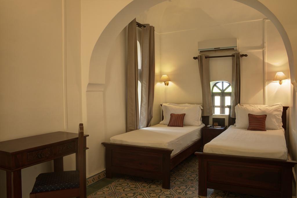 Amritara Surajgarh Fort Room photo