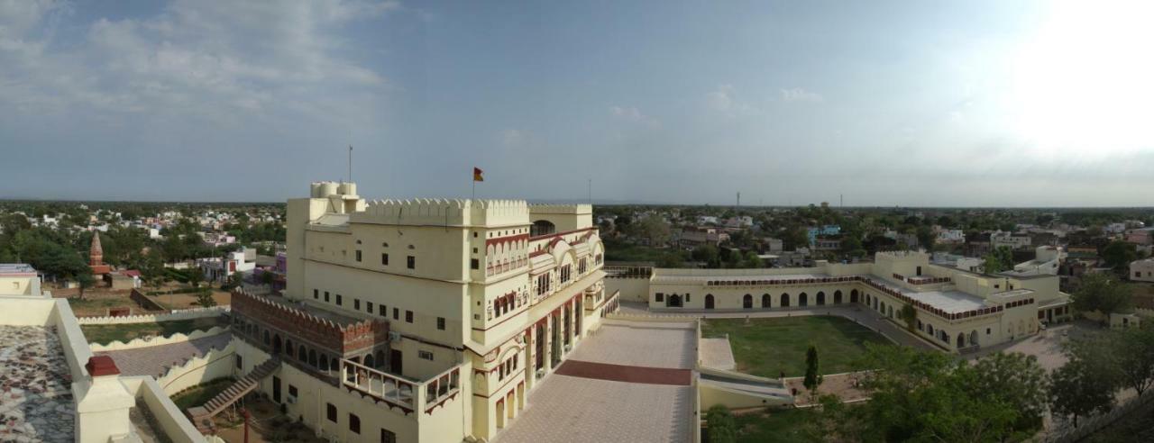 Amritara Surajgarh Fort Exterior photo